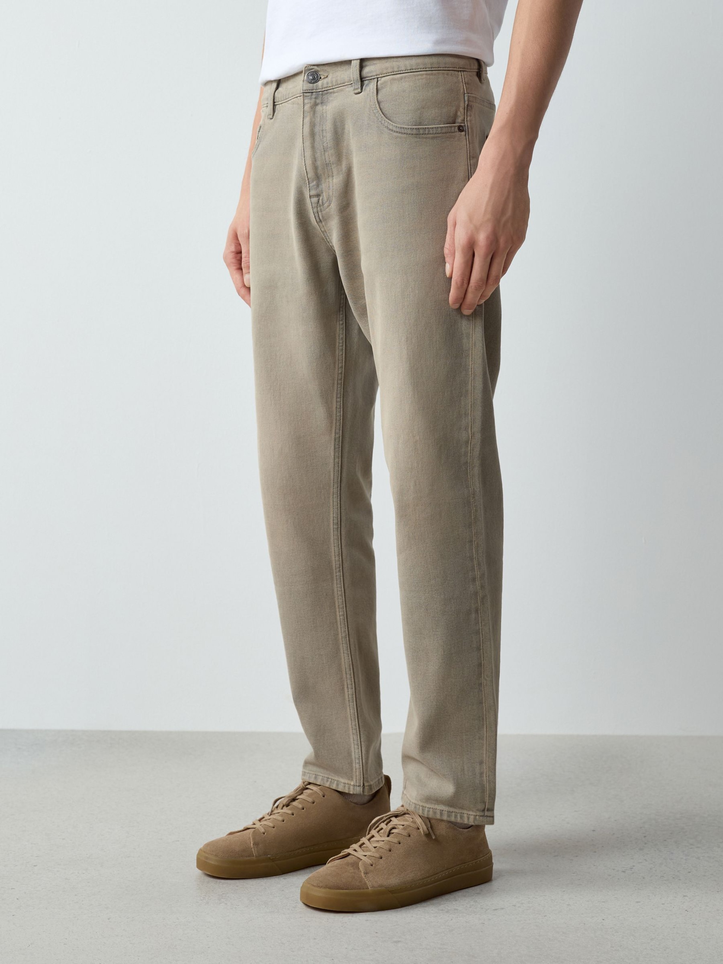 Next Джинсы Slim fit в цвете Greige — фото 2