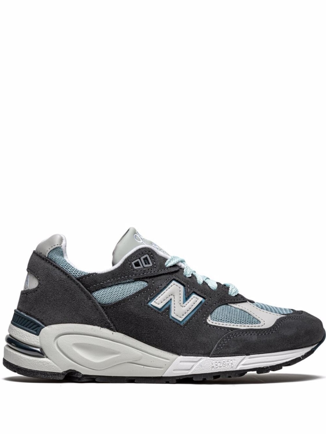 

New Balance кроссовки 990V2 из коллаборации с Kith, черный