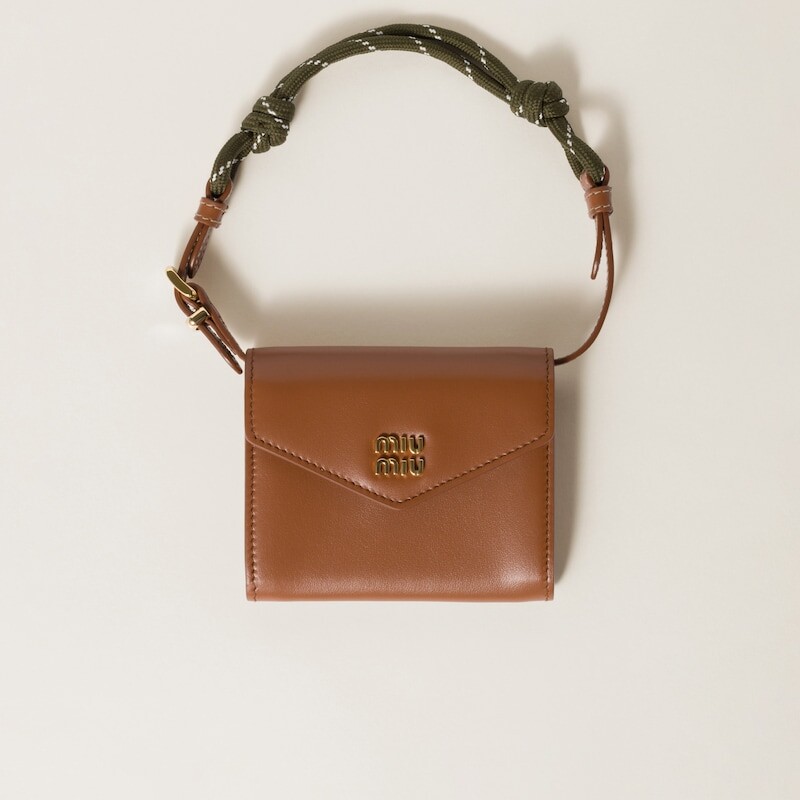

Кожаная сумка через плечо Miu Miu, мультиколор