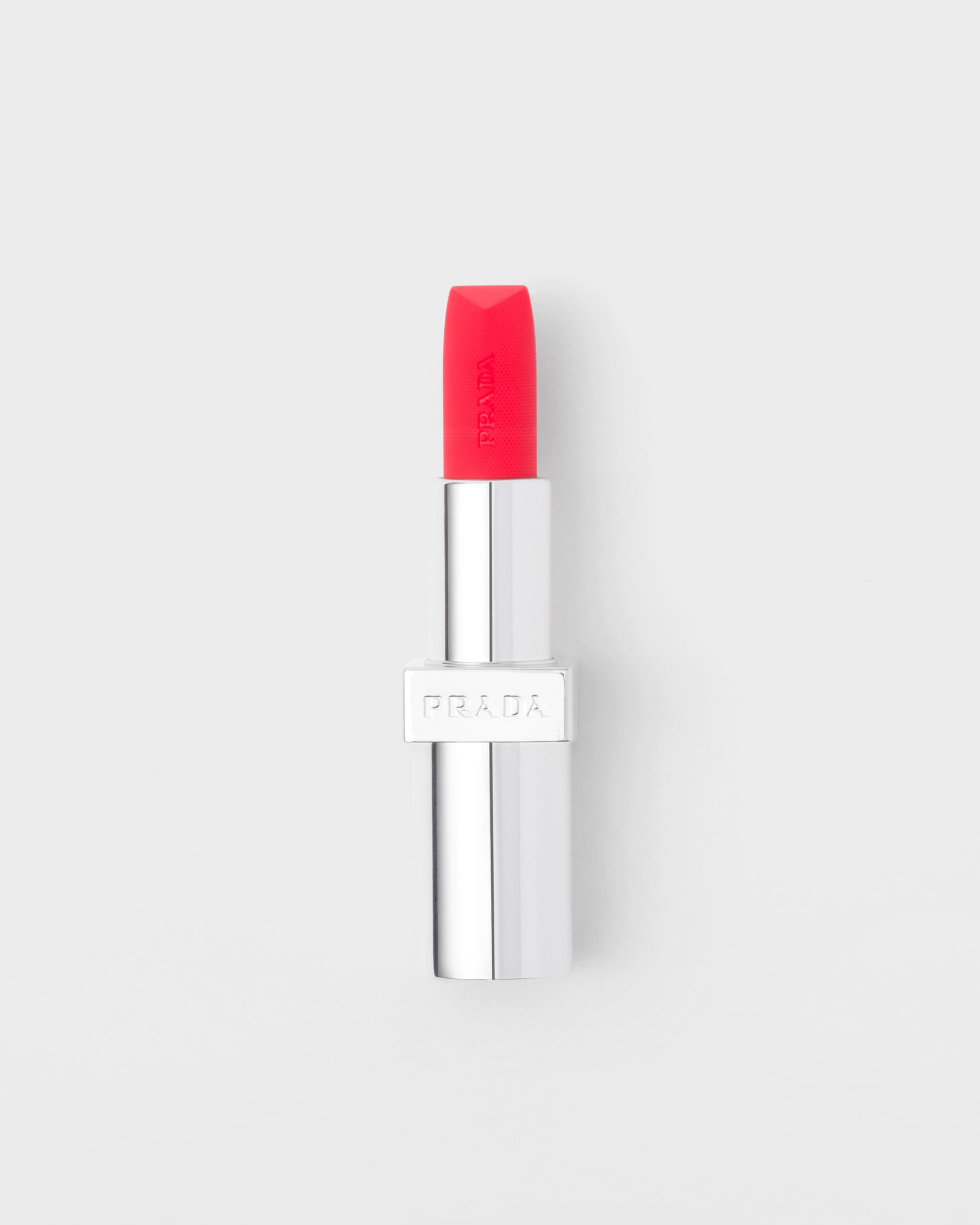

Помада Prada Monochrome Soft Matte - R126 - СКАРЛАТТО, красный