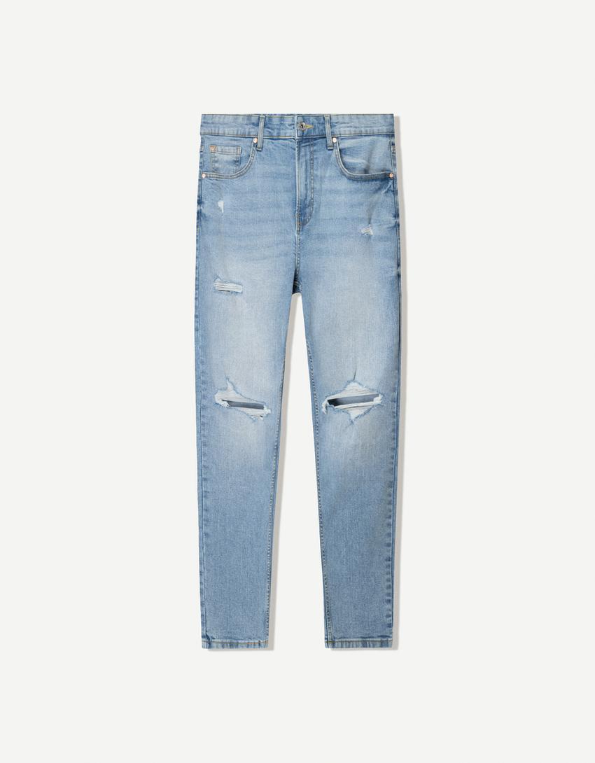 

Джинсы с рваными краями Bershka, голубой