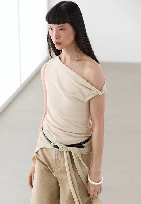 Топ с асимметричным рукавом Massimo Dutti, песочный — фото 3