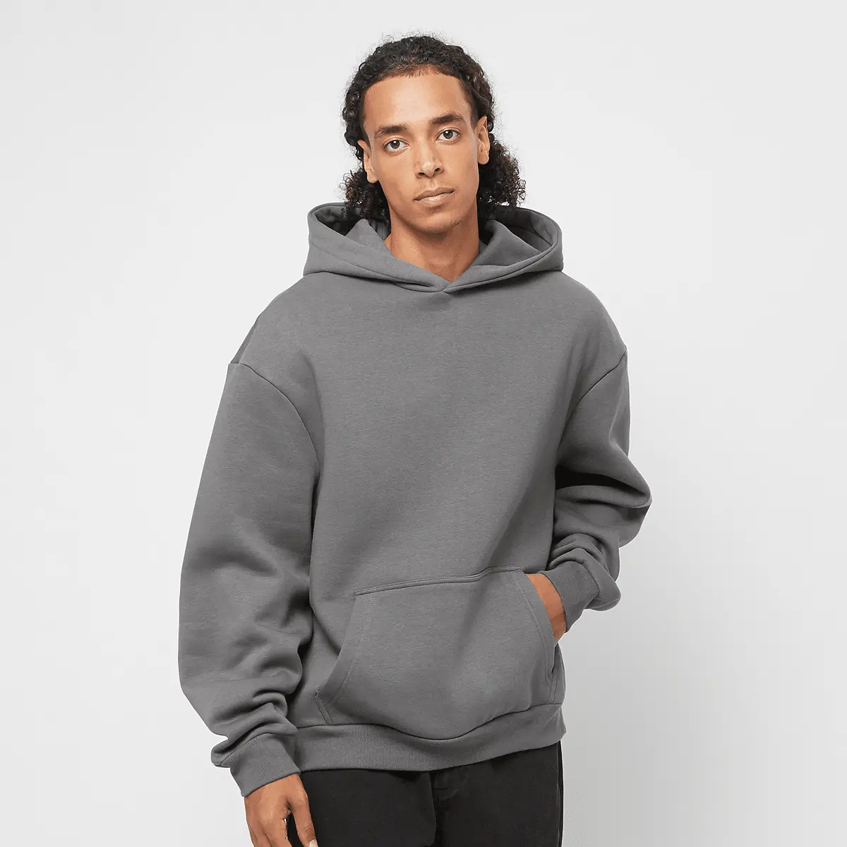 

Толстовка Urban Classics Fluffy Hoody, зеленый