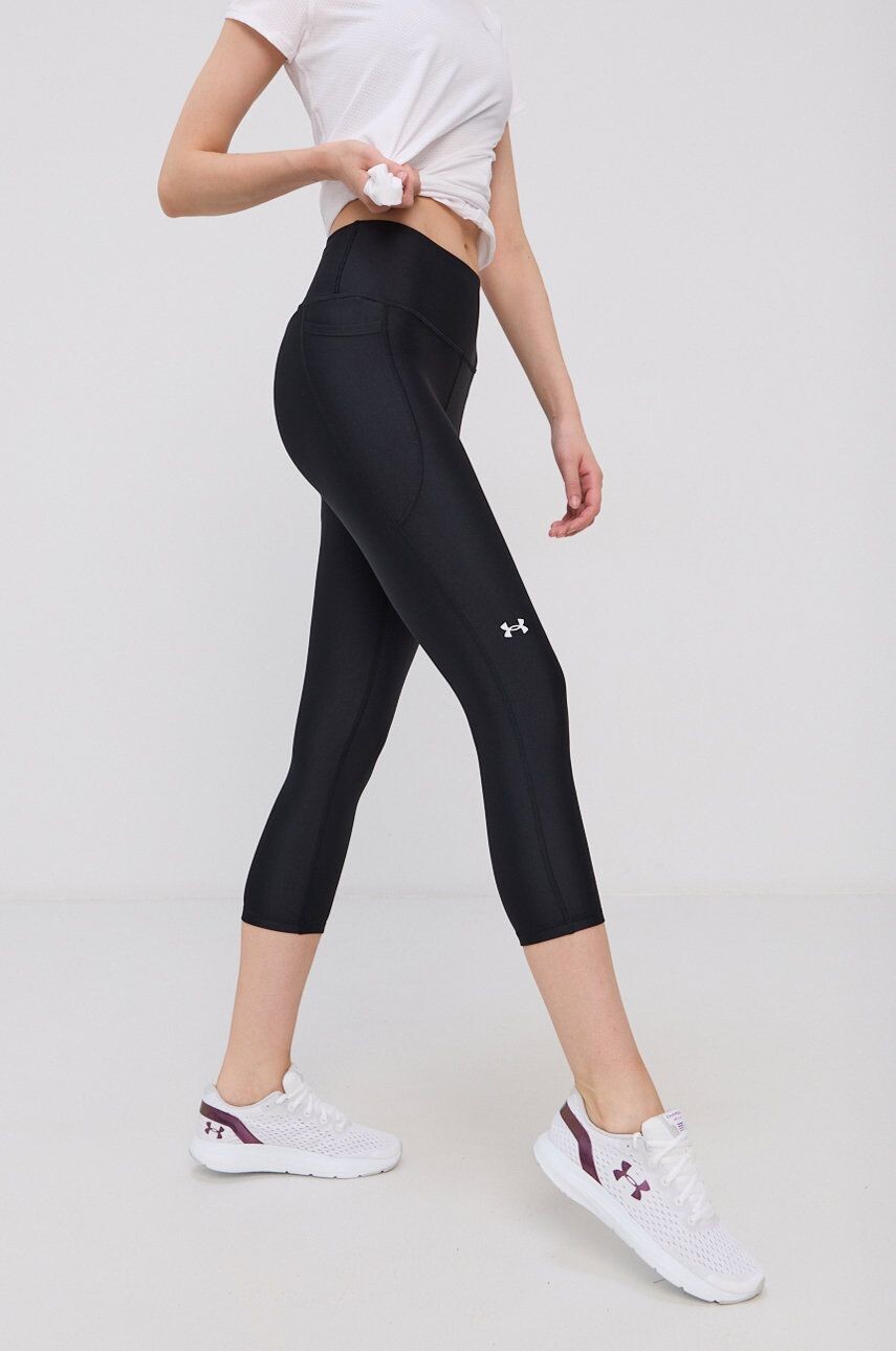 

Брюки Under Armour, черный