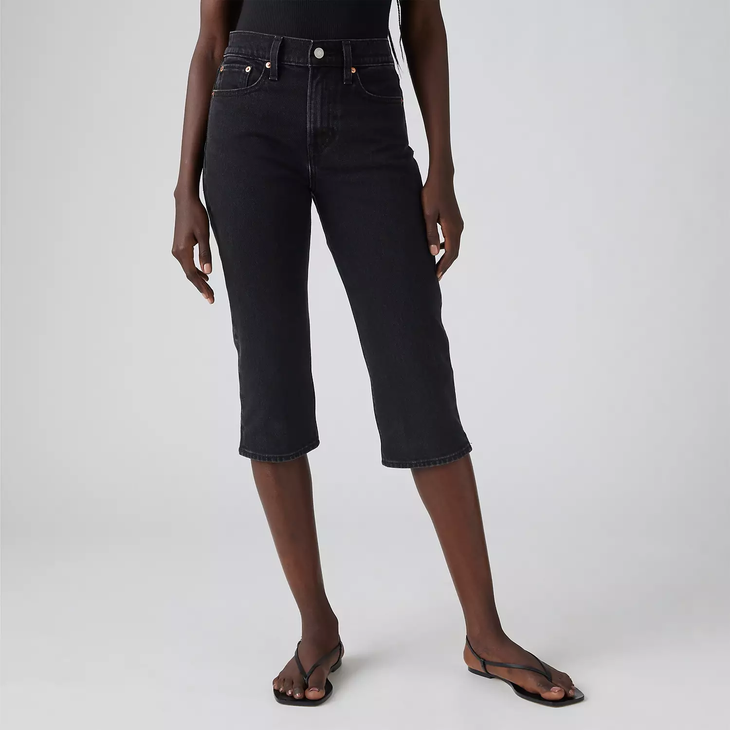 Женские джинсы Wedgie Capri Levi's, цвет She's In The Zone - Black — фото 2