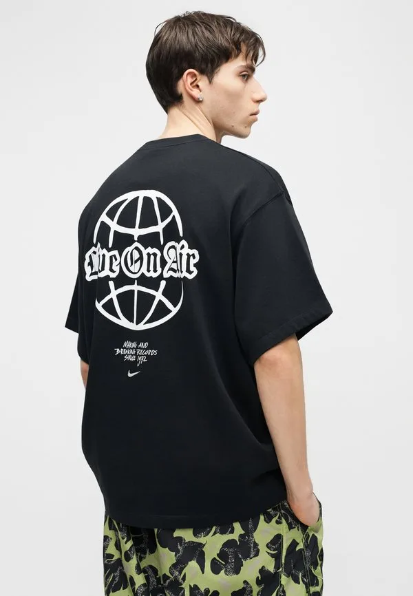 Футболка с принтом solo tee Nike Sportswear, Black/White — фото 4