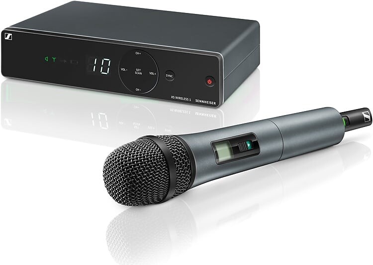 

Микрофонная система Sennheiser XSW 1-835 Wireless Vocal Set with e835 Dynamic Microphone - Band A (548-572 MHz)