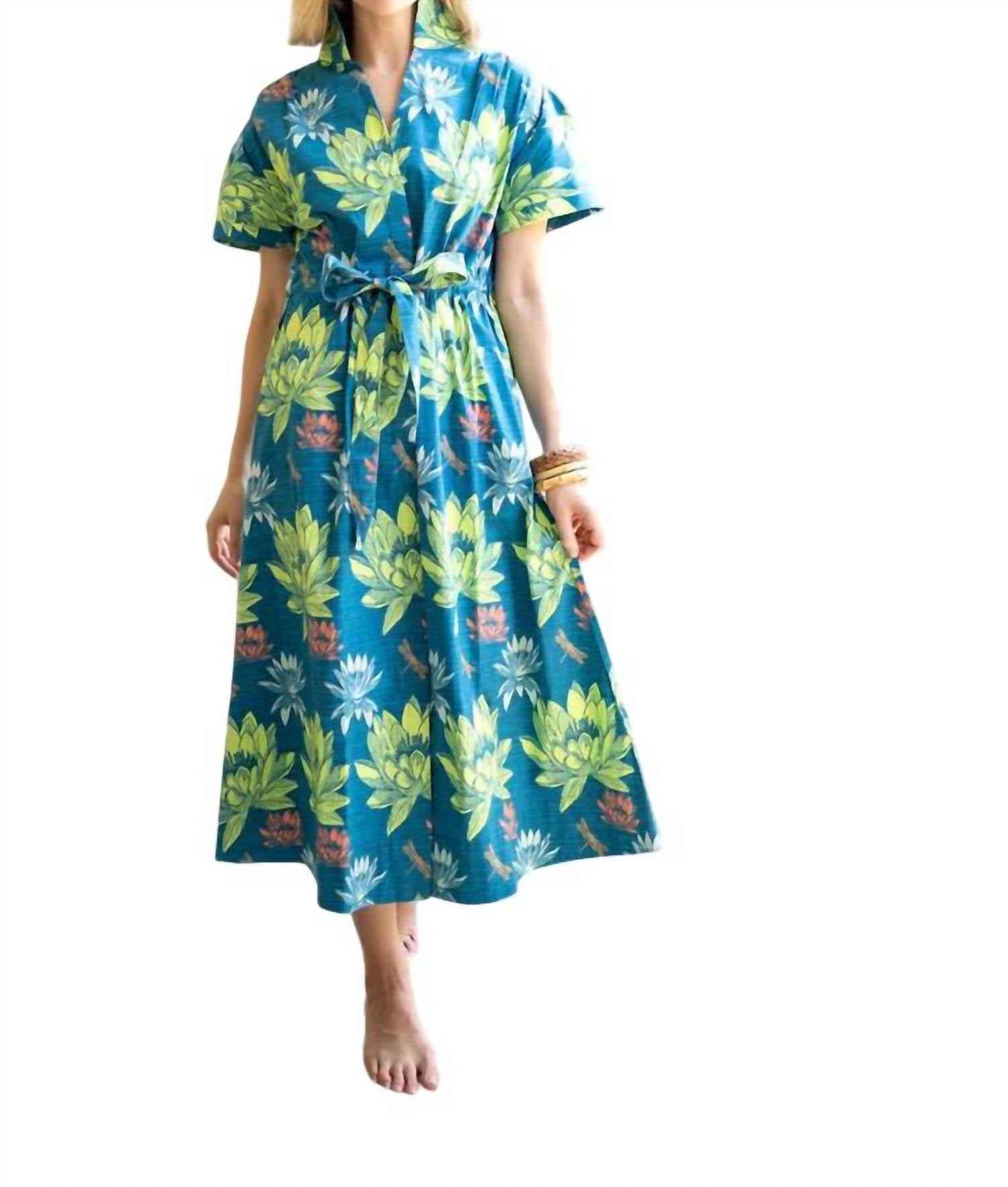 

Платье Bria Maxi в цвете Lotus Love HOLLY SHAE Design