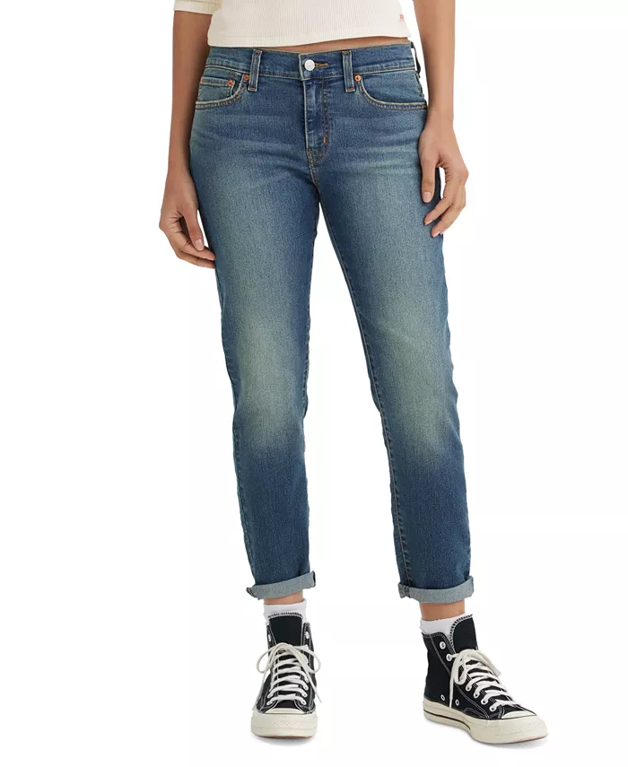

Женские джинсы свободного кроя Boyfriend с зауженными штанинами Levi's, синий