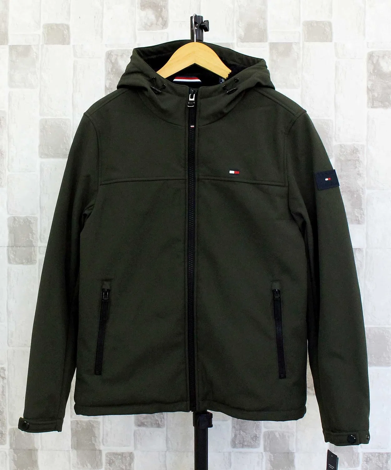 Софтшелл флисовая куртка с капюшоном Tommy Hilfiger оливковый