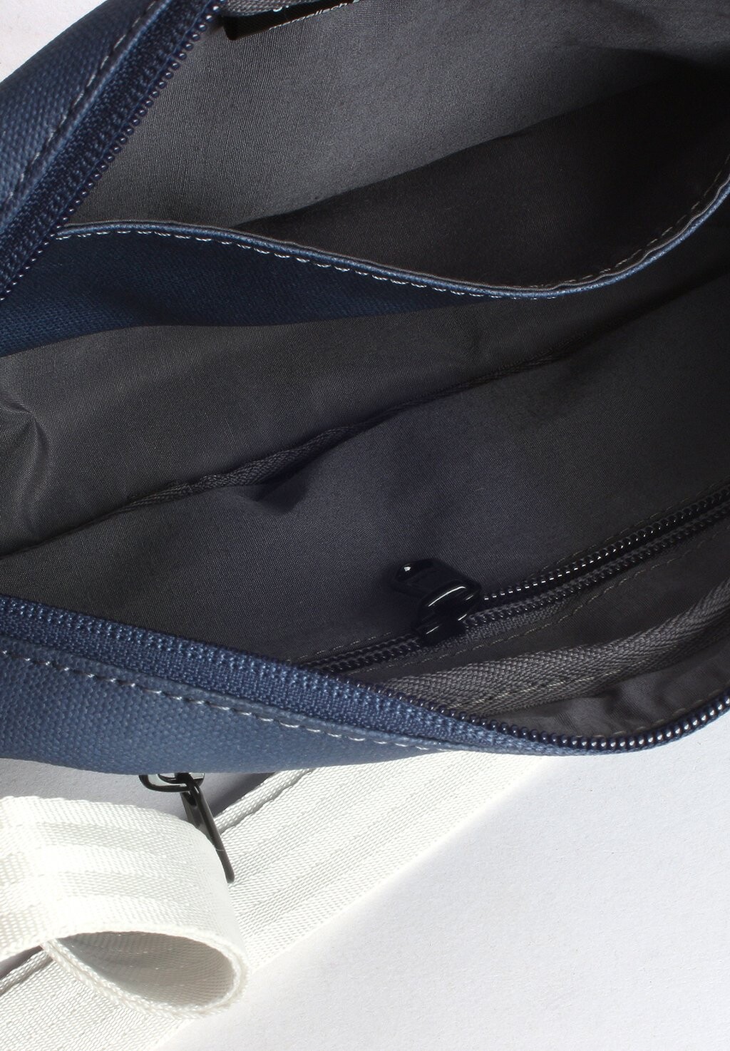 

Поясная сумка BRUSTTASCHE LOWEN Margelisch, синий