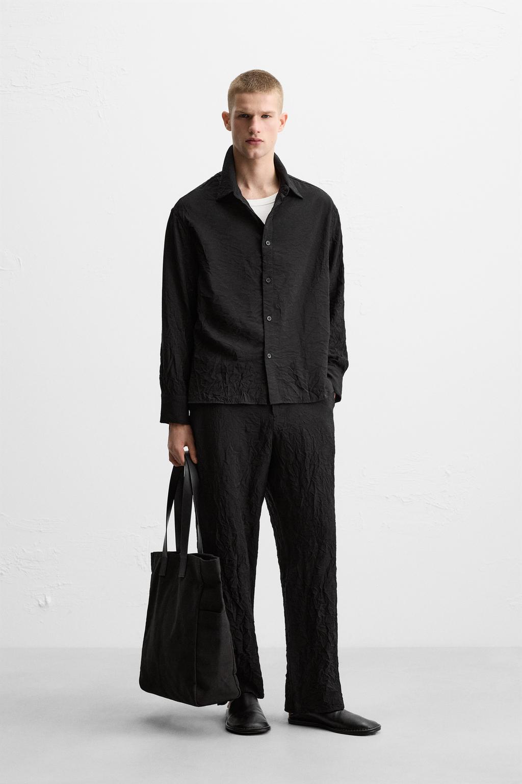 

Брюки с эффектом складчатости ZARA, черный