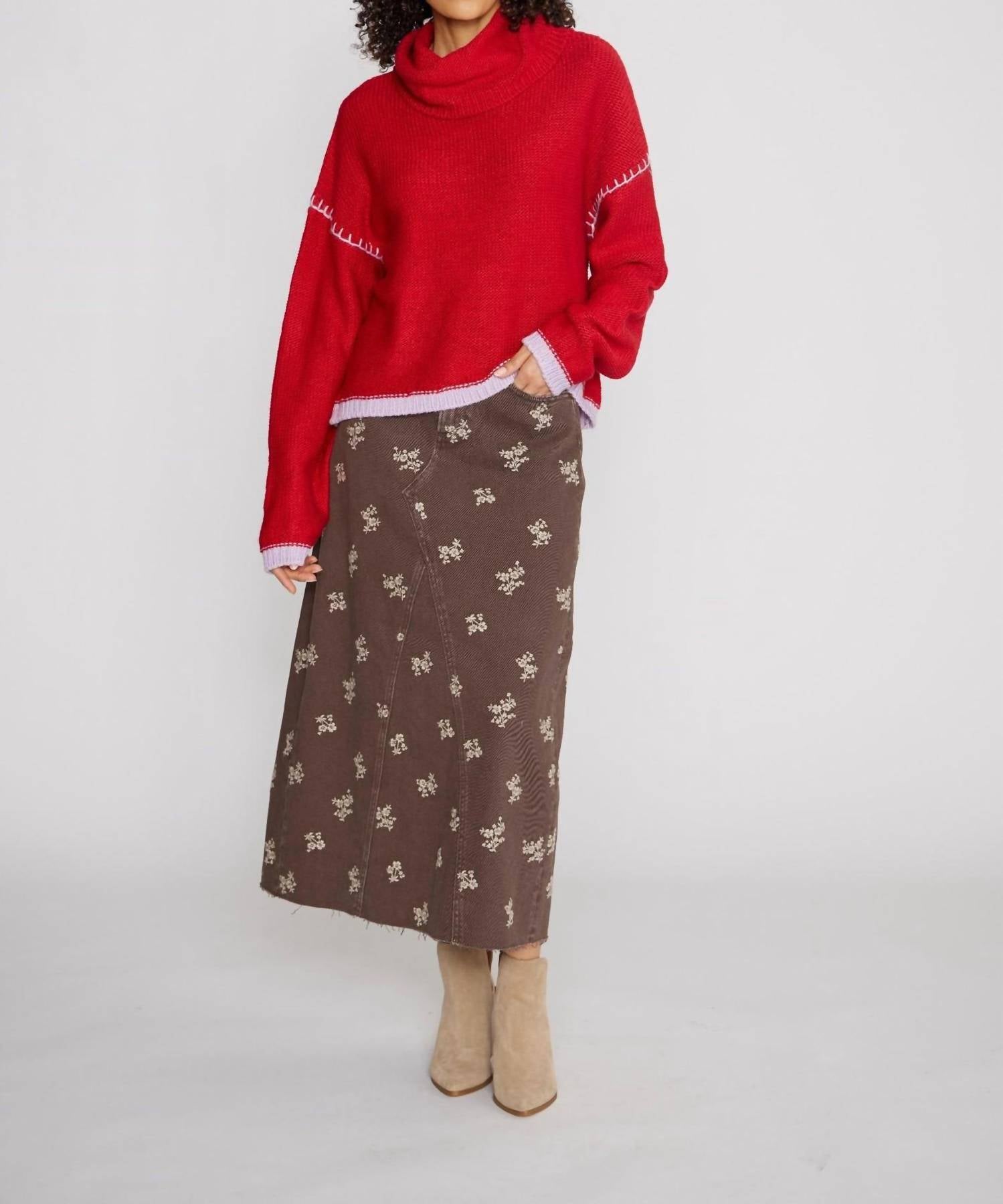 

Красный свитер с воротником-капюшоном и контрастной строчкой DRIFTWOOD