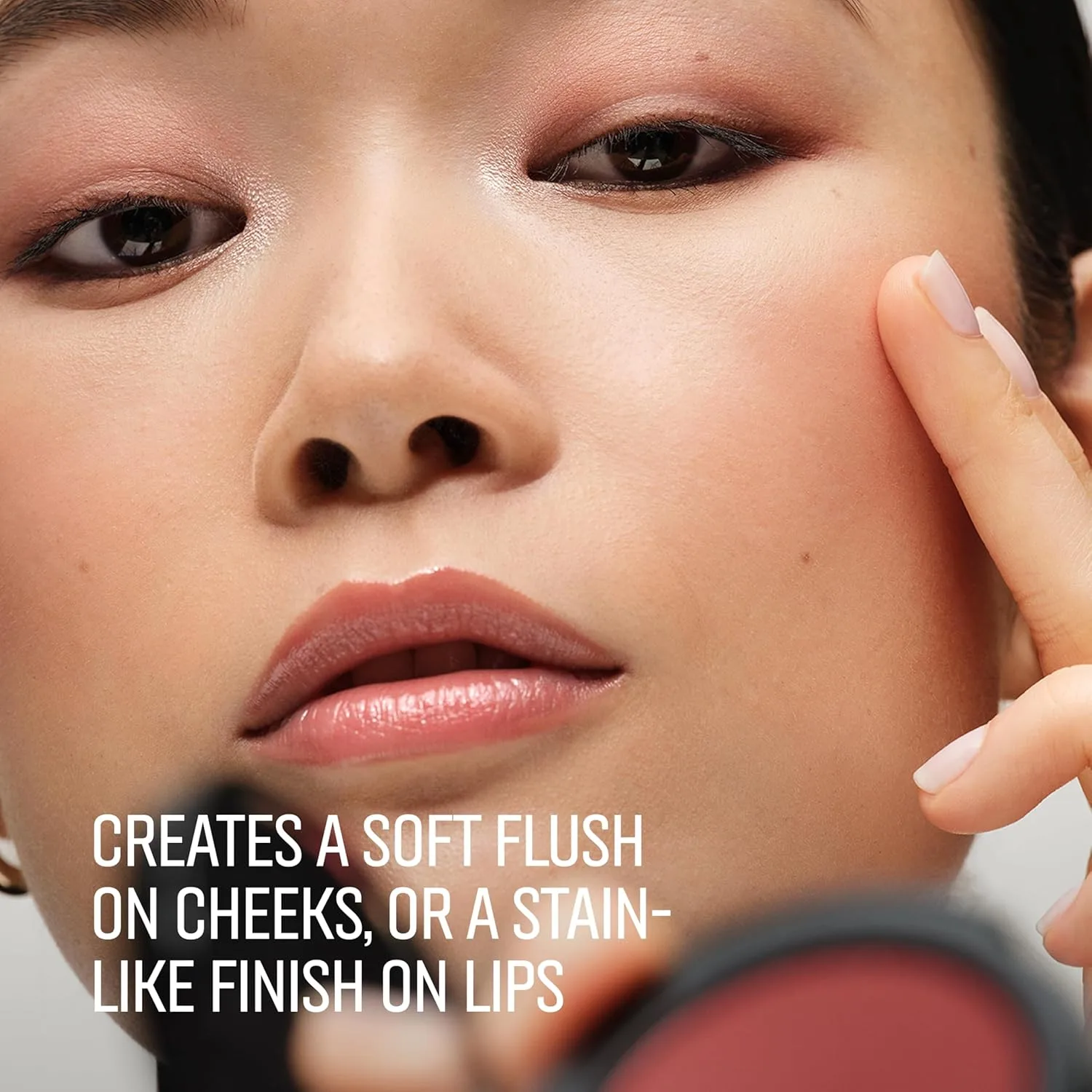 Кремовые румяна Bobbi Brown для губ и щек | Для естественного, сияющего румянец, 0,13 унции, 05 Blushed Rose (A rosey mauve) — фото 3