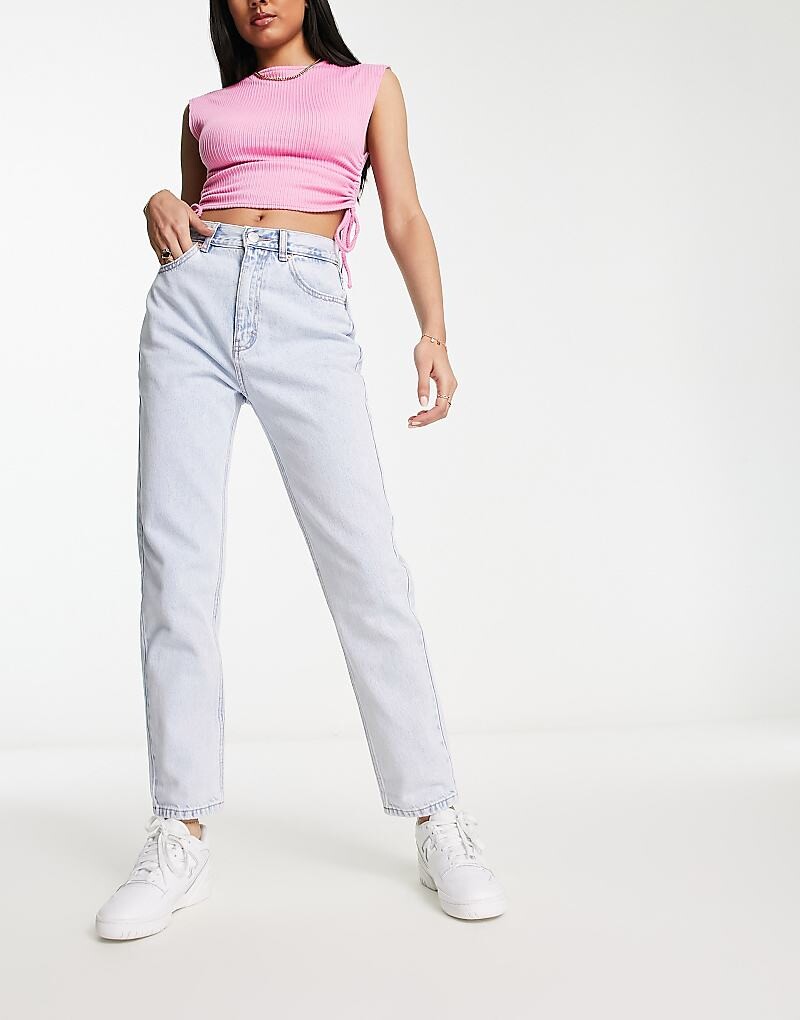 

Голубые джинсы Mom Pull&Bear – с завышенной талией