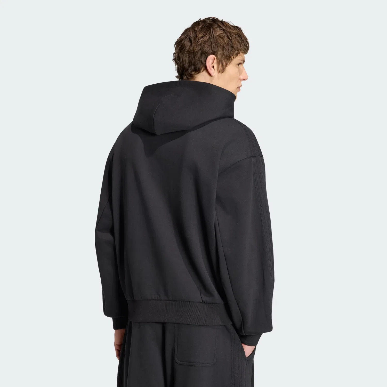 Толстовка Adidas Originals Premium Essentials черного цвета — фото 3