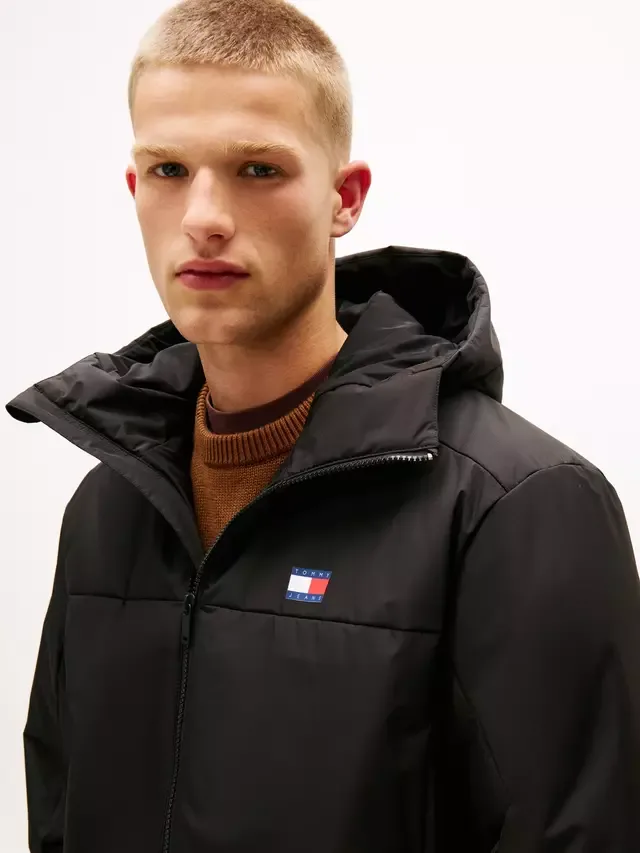 Утепленная водоотталкивающая куртка Tommy Jeans Urban, черная Tommy Hilfiger — фото 4