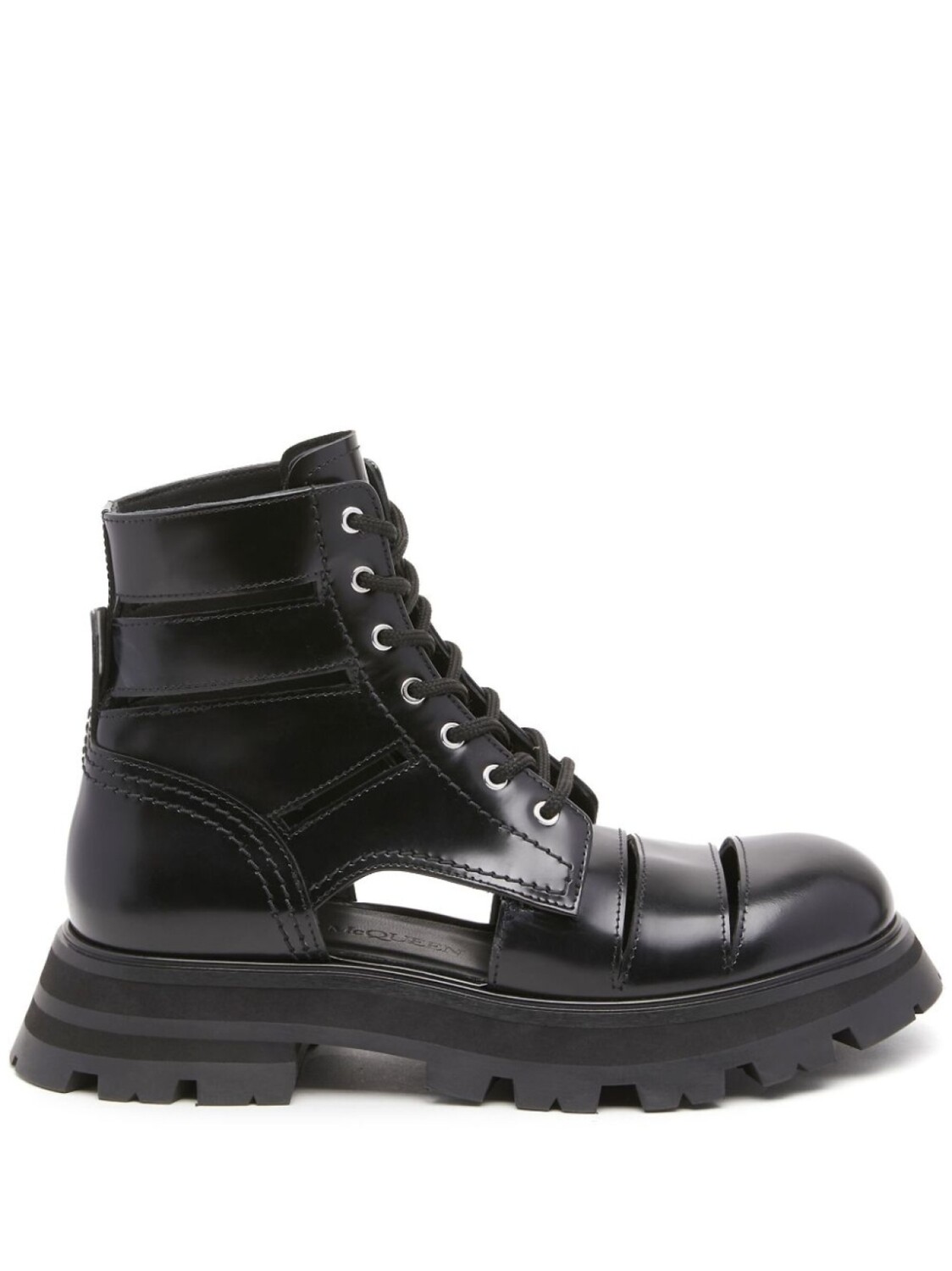 

Alexander McQueen ботинки Wander с вырезами, черный