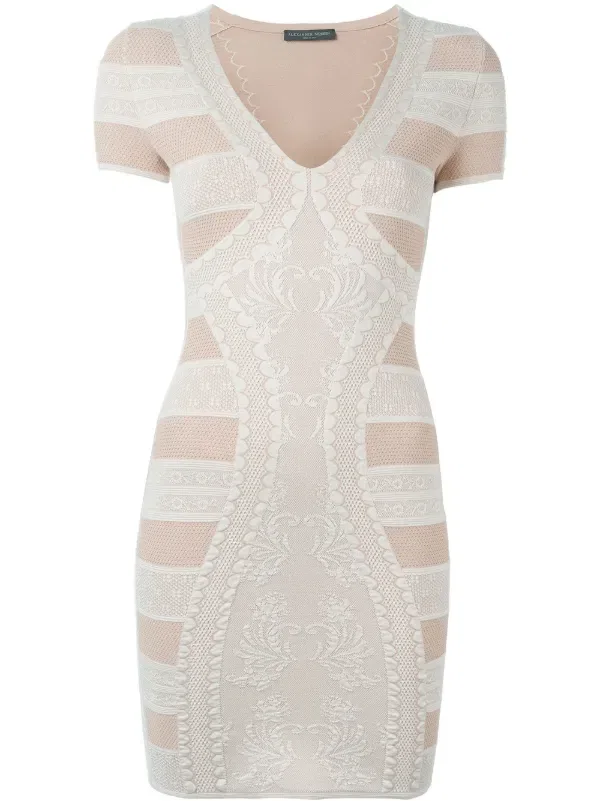 Мини-Платье в викторианском стиле, связанное кружевом Alexander Mcqueen, нейтральные