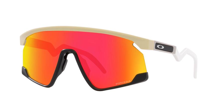 

Солнцезащитные очки унисекс Oakley BXTR OO 9280, размер 39/13/139