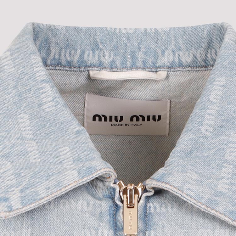 Джинсовая куртка женская светло-голубая Miu Miu — фото 3