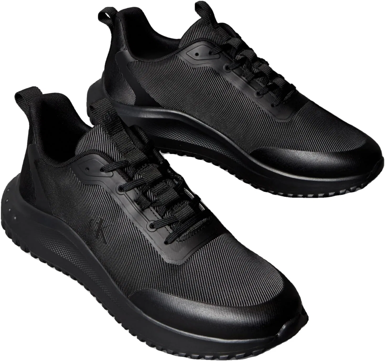 Мужские низкие кроссовки Calvin Klein Eva Runner на шнуровке Mat Mix Ym0ym01442, Black Triple Black — фото 3
