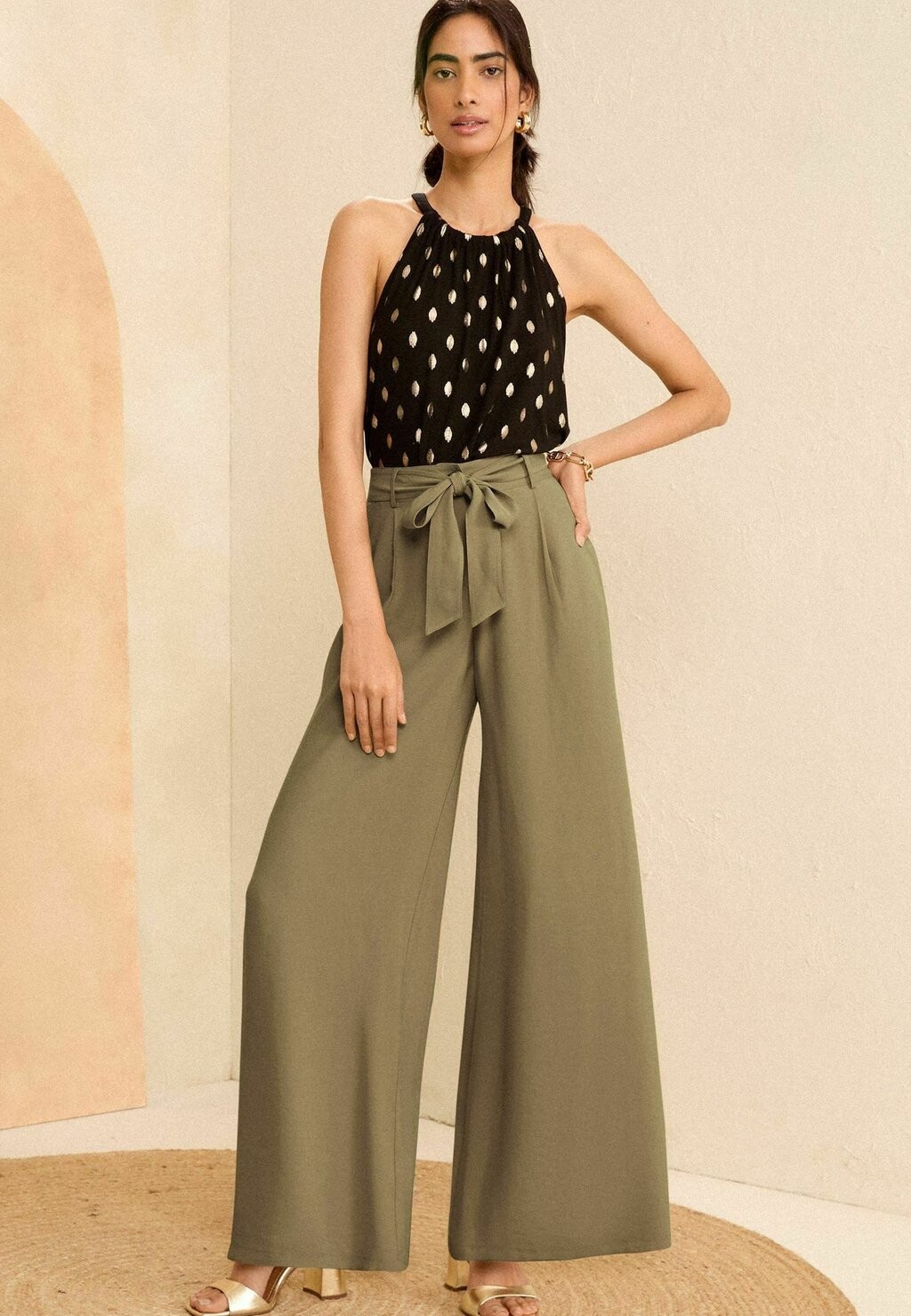 

Брюки WIDE LEG PETITE Love & Roses, зеленый