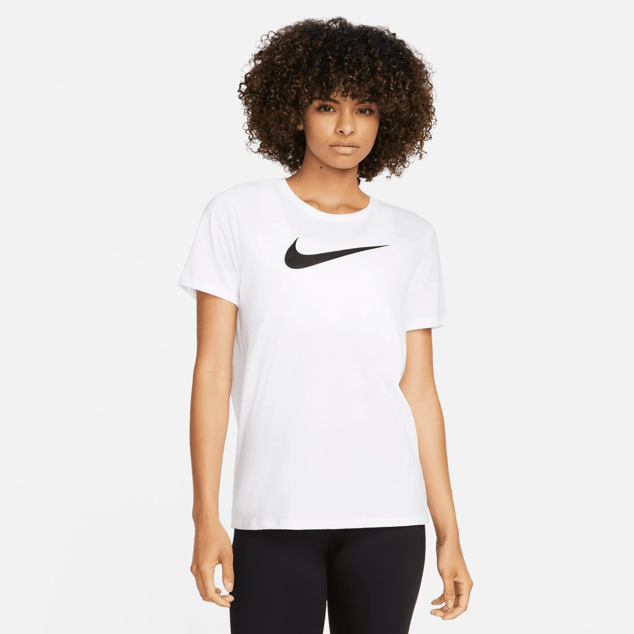 

Тренировочная рубашка Nike "DRI-FIT SWOOSH WOMEN'S T-SHIRT", белый