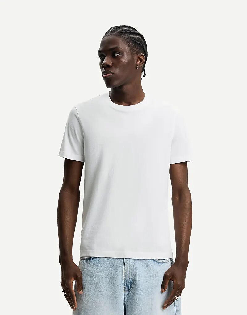 

Футболка Bershka Basic с короткими рукавами белого цвета