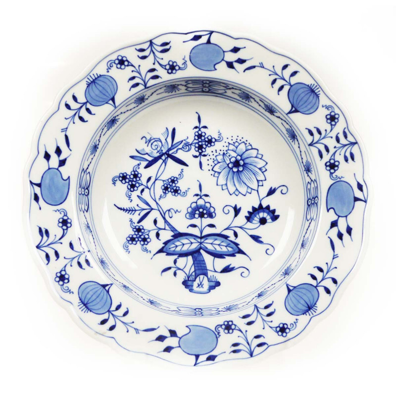 

Суповая тарелка с луковым узором кобальтово-синий - белый край 22 см Meissen, белый синий