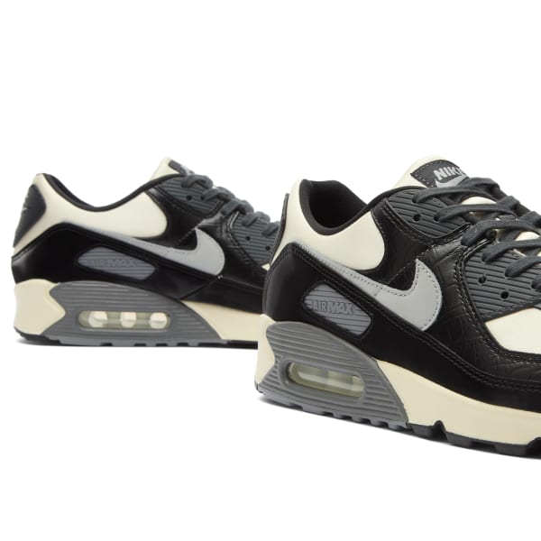 Кроссовки Air Max 90 QS Nike, sail, lightt smoke серый, черный & coconut milk — фото 3