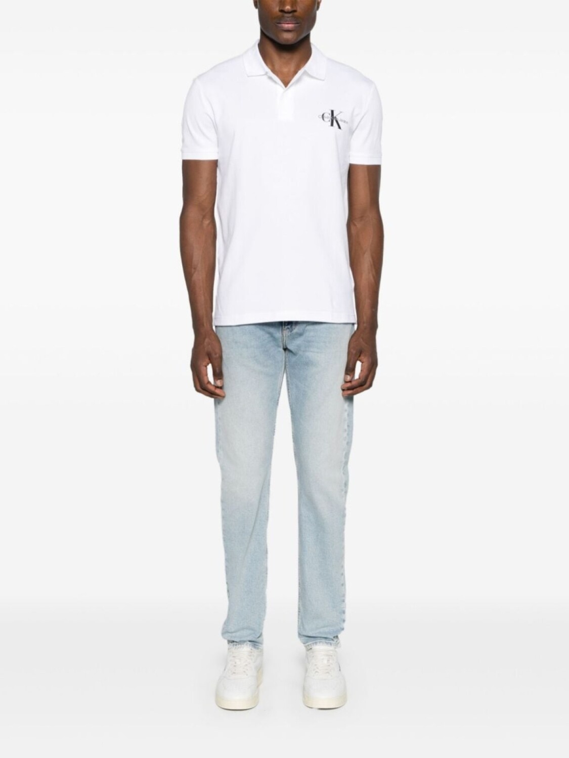 Calvin Klein Jeans рубашка-поло из пике с вышитым логотипом, белый — фото 2
