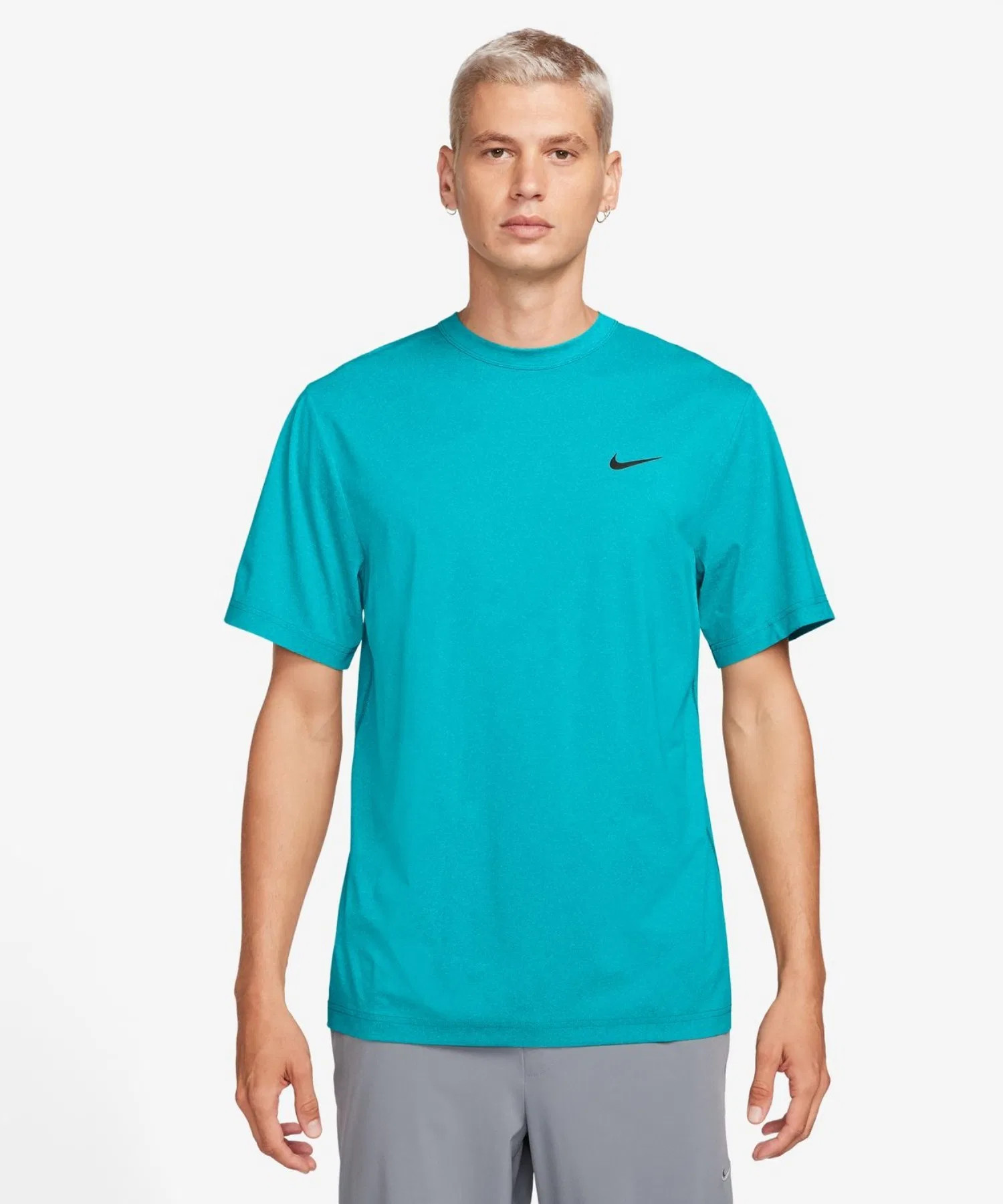 Мужская футболка Nike Universal Core с логотипом тёмно-синяя