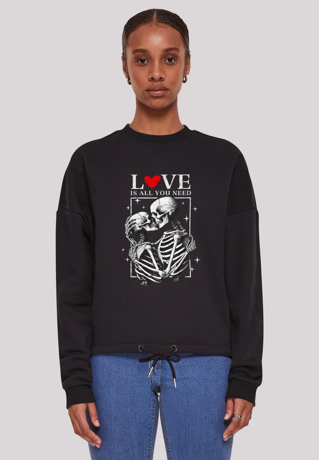 

Толстовка LOVE IS ALL YOU NEED F4NT4STIC, черный