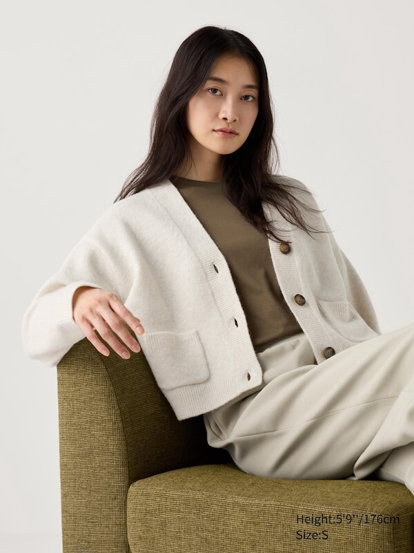 

Короткий кардиган из пряжи-суфле с v-образным вырезом Uniqlo, белый
