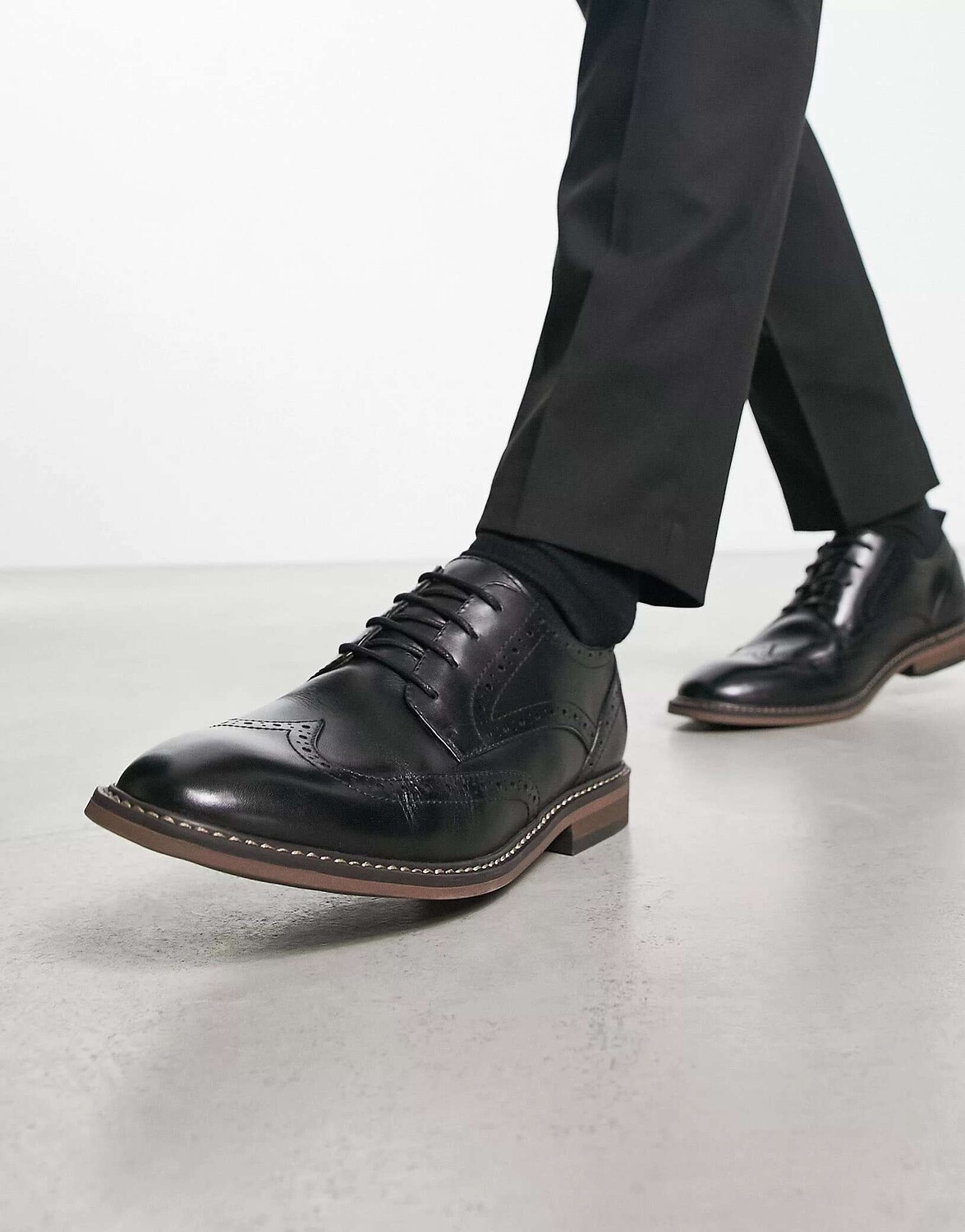 

Черные кожаные броги Schuh Raffe, Черный, Черные кожаные броги Schuh Raffe