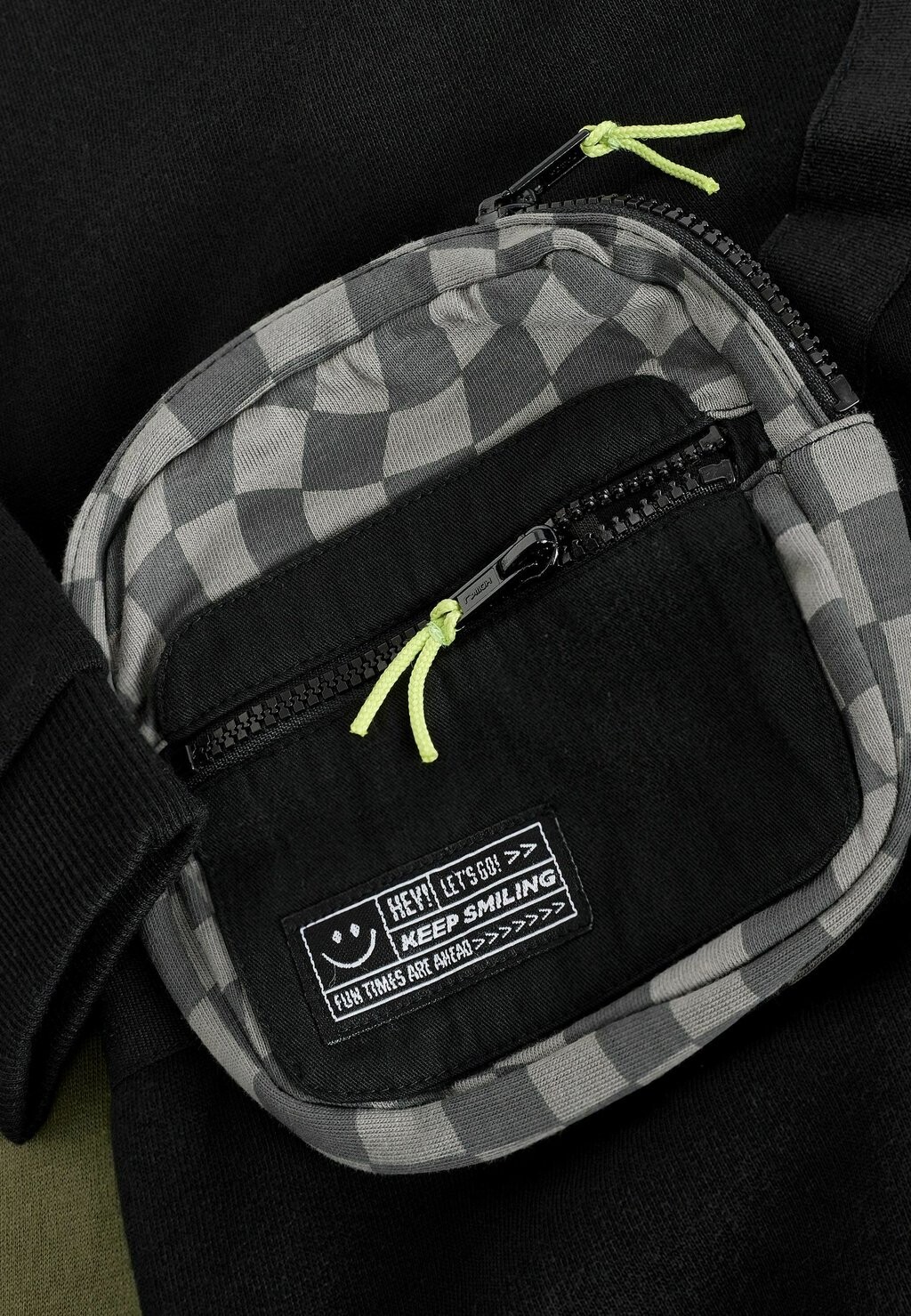 

Спортивный костюм BUMBAG CREW NECK AND JOGGERS SET Next, черный/зеленый