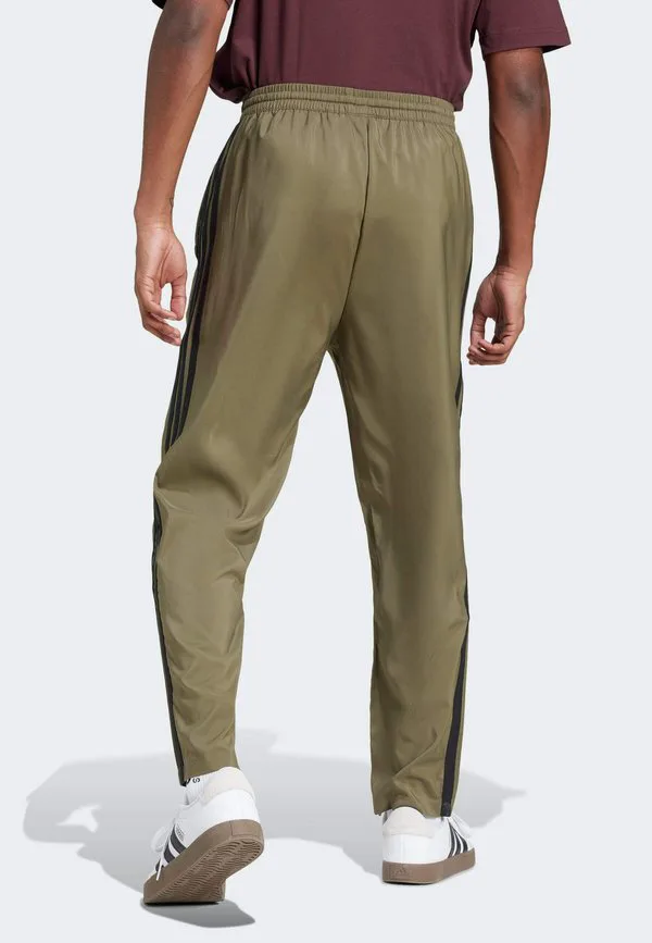 M stnfrd opt 3s спортивные штаны Adidas Sportswear, Olive Strata Black — фото 2