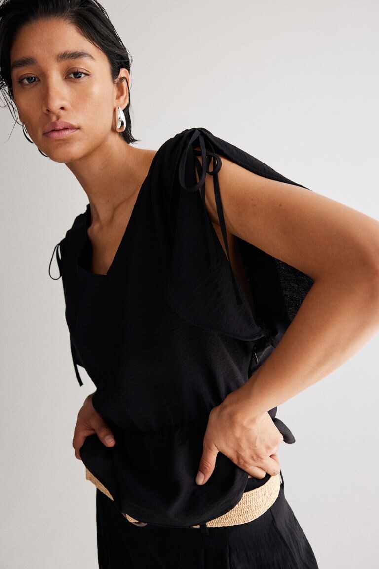 

Блузка с деталями на кулиске H&M, черный