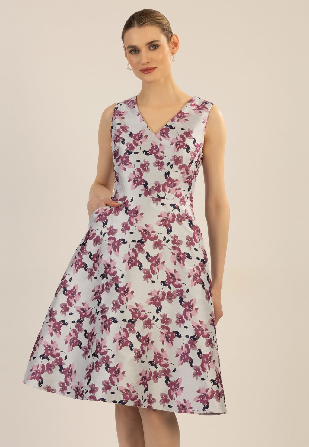 

Повседневное платье JACQUARD Apart, бежевый