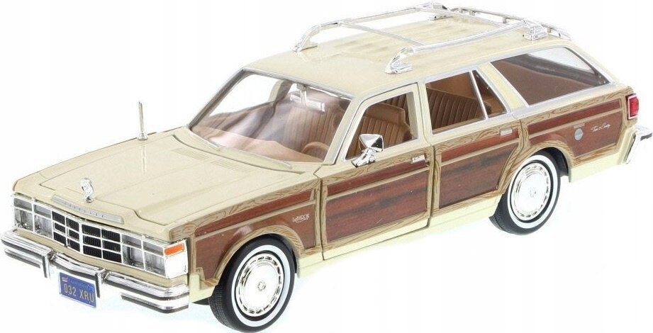 

Motormax, Chrysler LeBaron Town&Coun 1:24 Motormax 73331