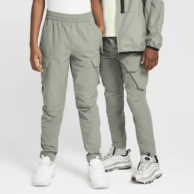 

Брюки Nike Sportswear City Utility, цвет Dark Stucco/Black