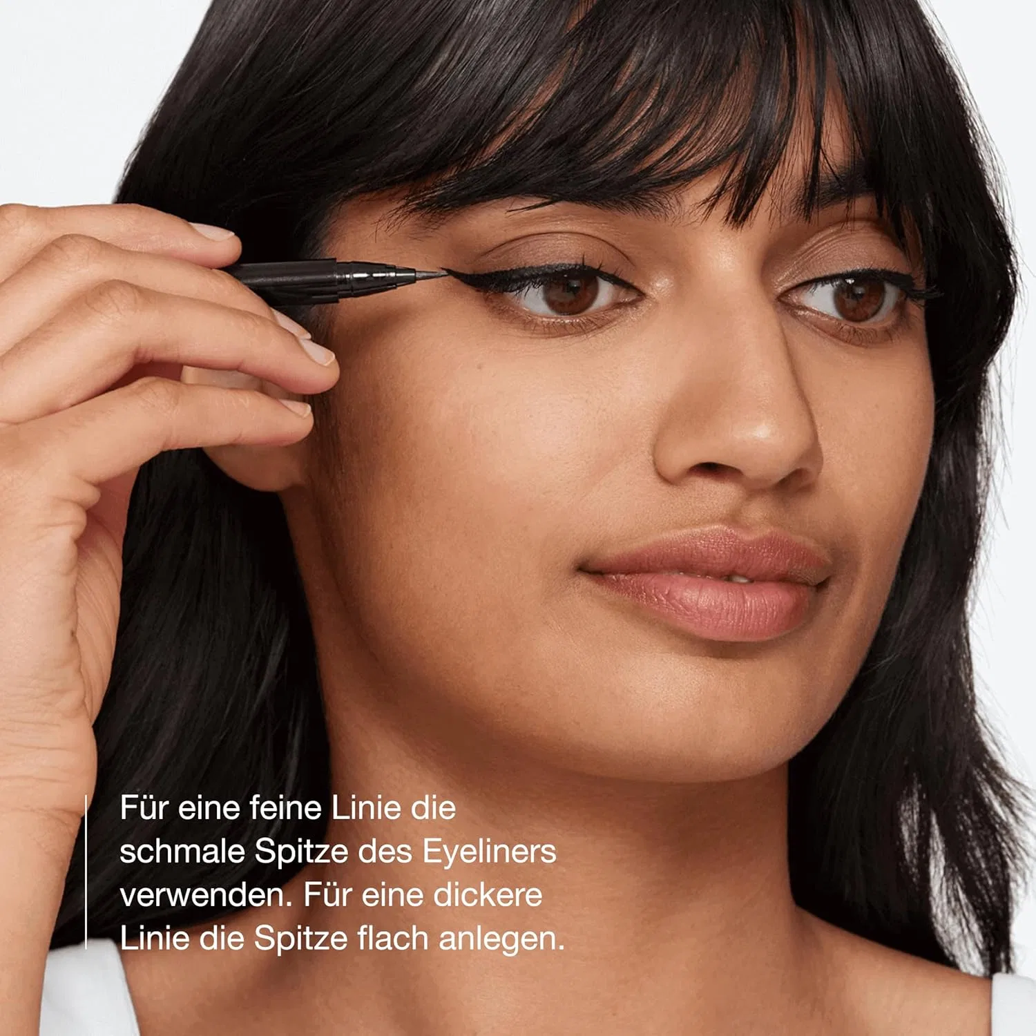 Водостойкая жидкая подводка для глаз «High Impact Easy Liquid Eyeliner» от Clinique Clinique, Black — фото 4