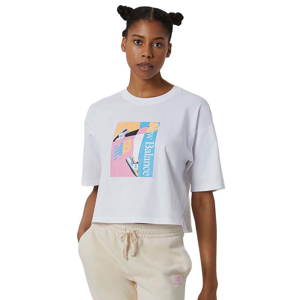 

Футболка New Balance Essentials Celebrate, белый