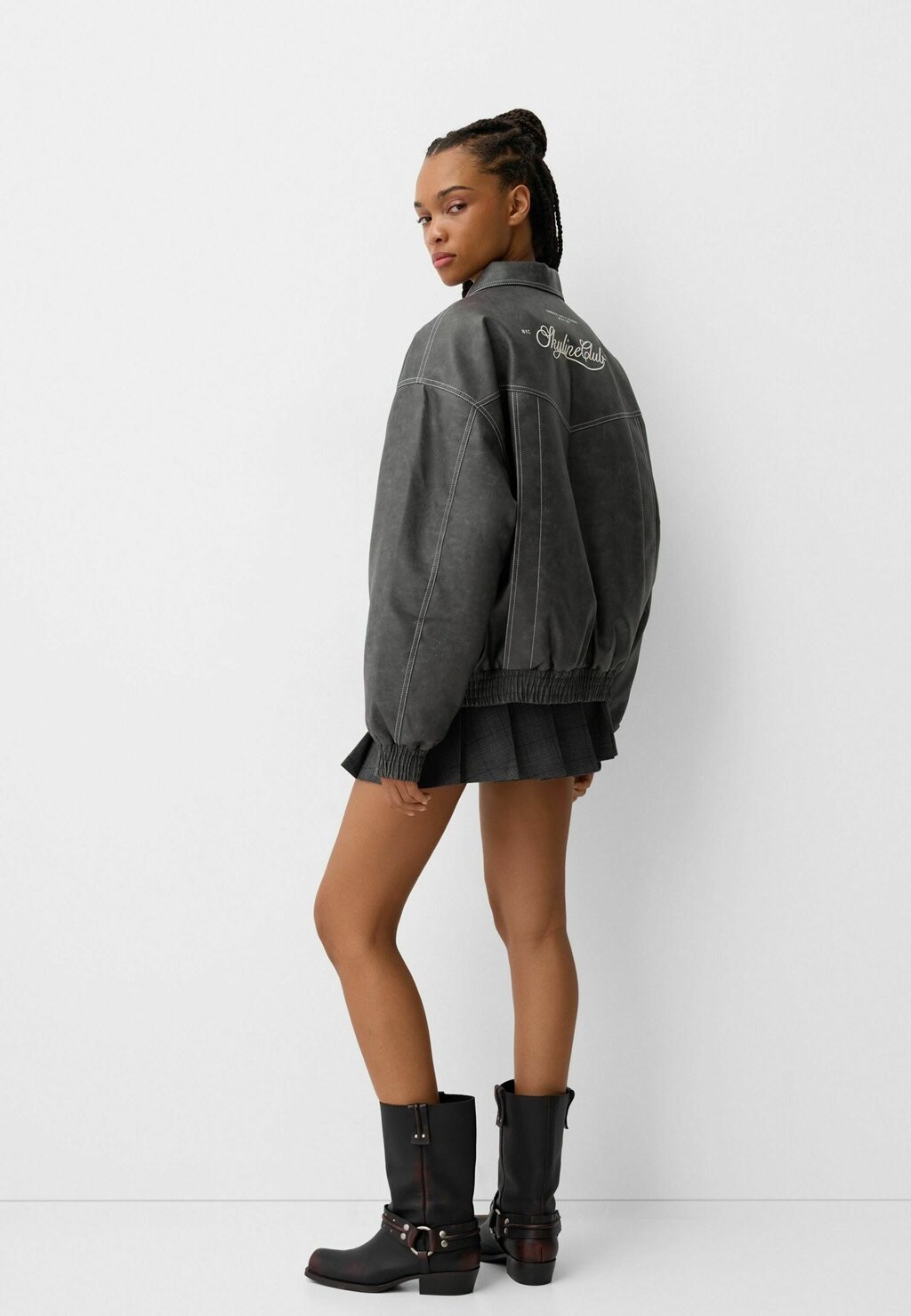 

Куртка из искусственной кожи OVERSIZE Bershka, сине-серый