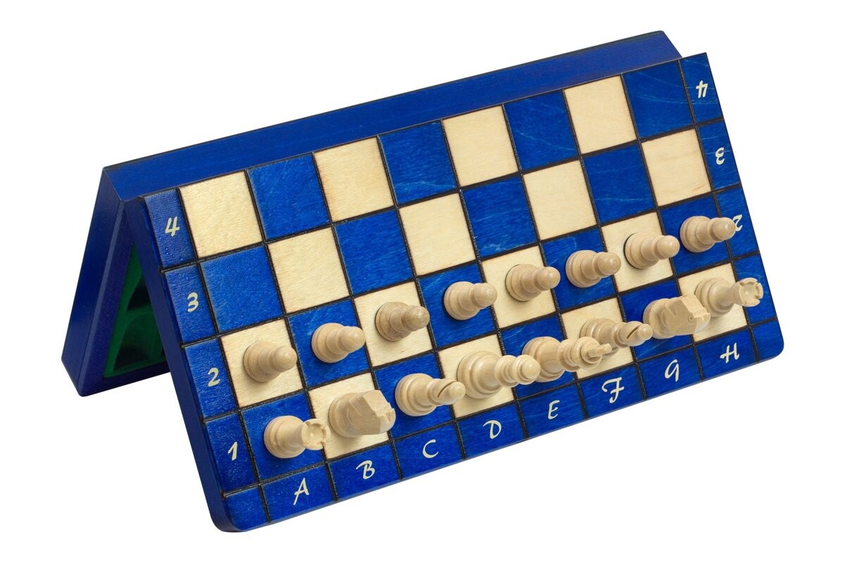 

ДЕРЕВЯННЫЕ МАГНИТНЫЕ ШАХМАТЫ синие (28X28см) Sunrise Chess & Games