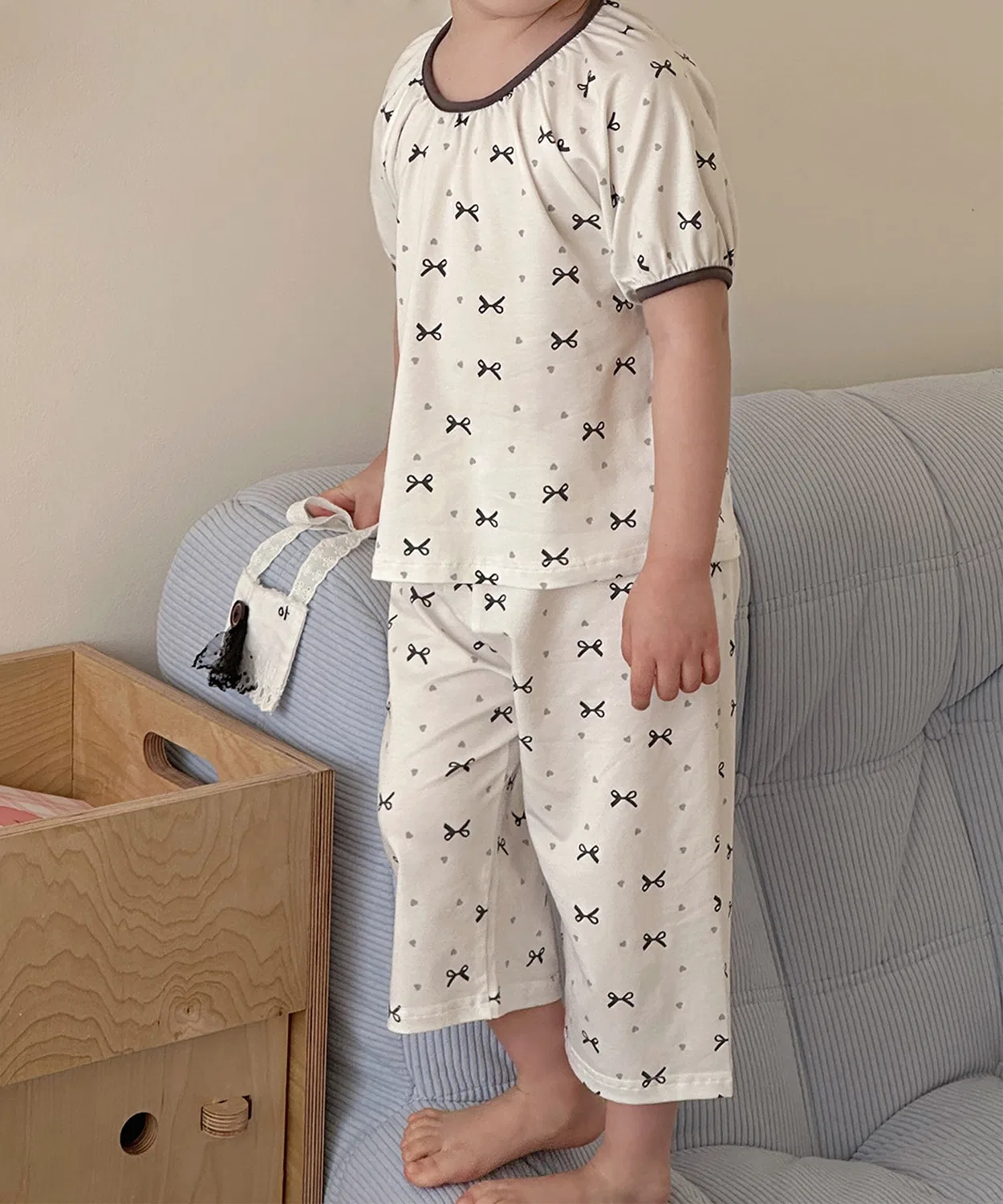 Комплект пижамы с принтом aimoha-KIDS- из тенселя, оф-вайт — фото 3