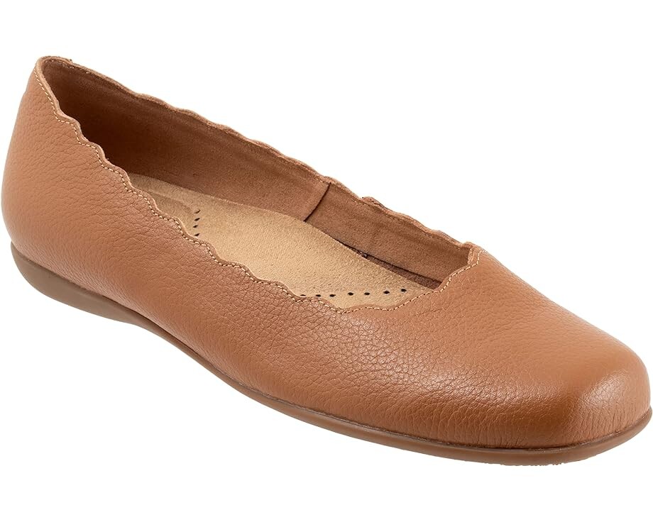 

Туфли на плоской подошве Trotters Sabine, цвет Luggage