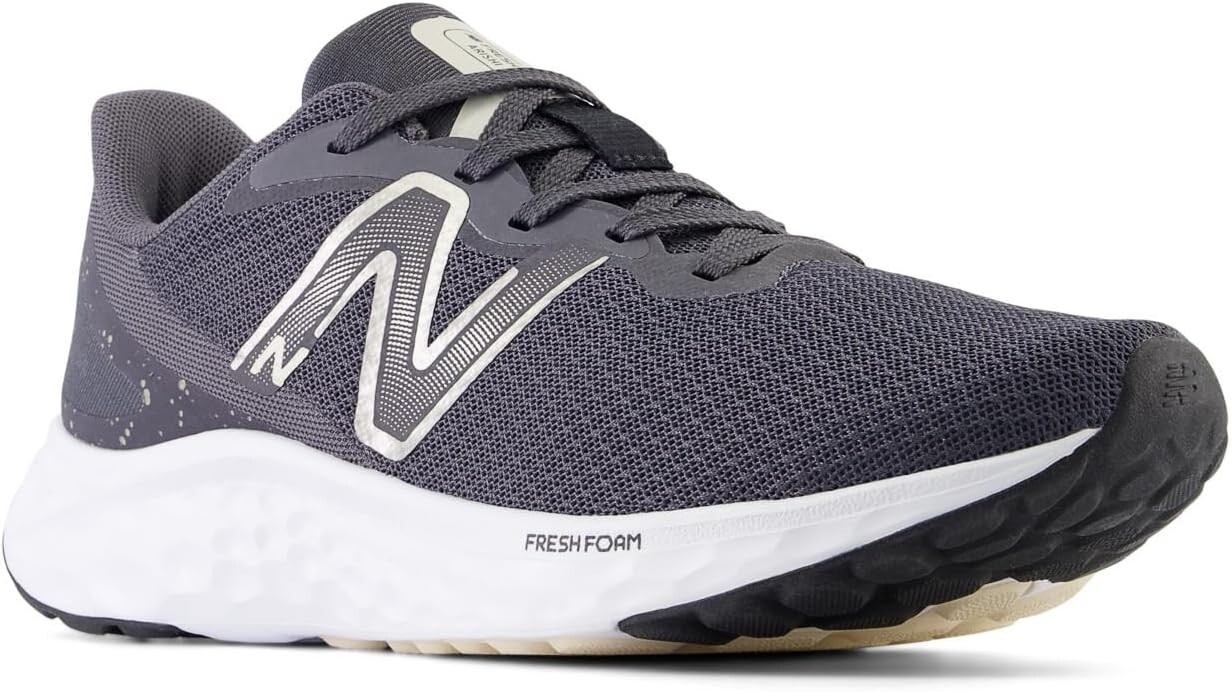 

Кроссовки Fresh Foam Arishi v4 New Balance, цвет Magnet/Team Cream