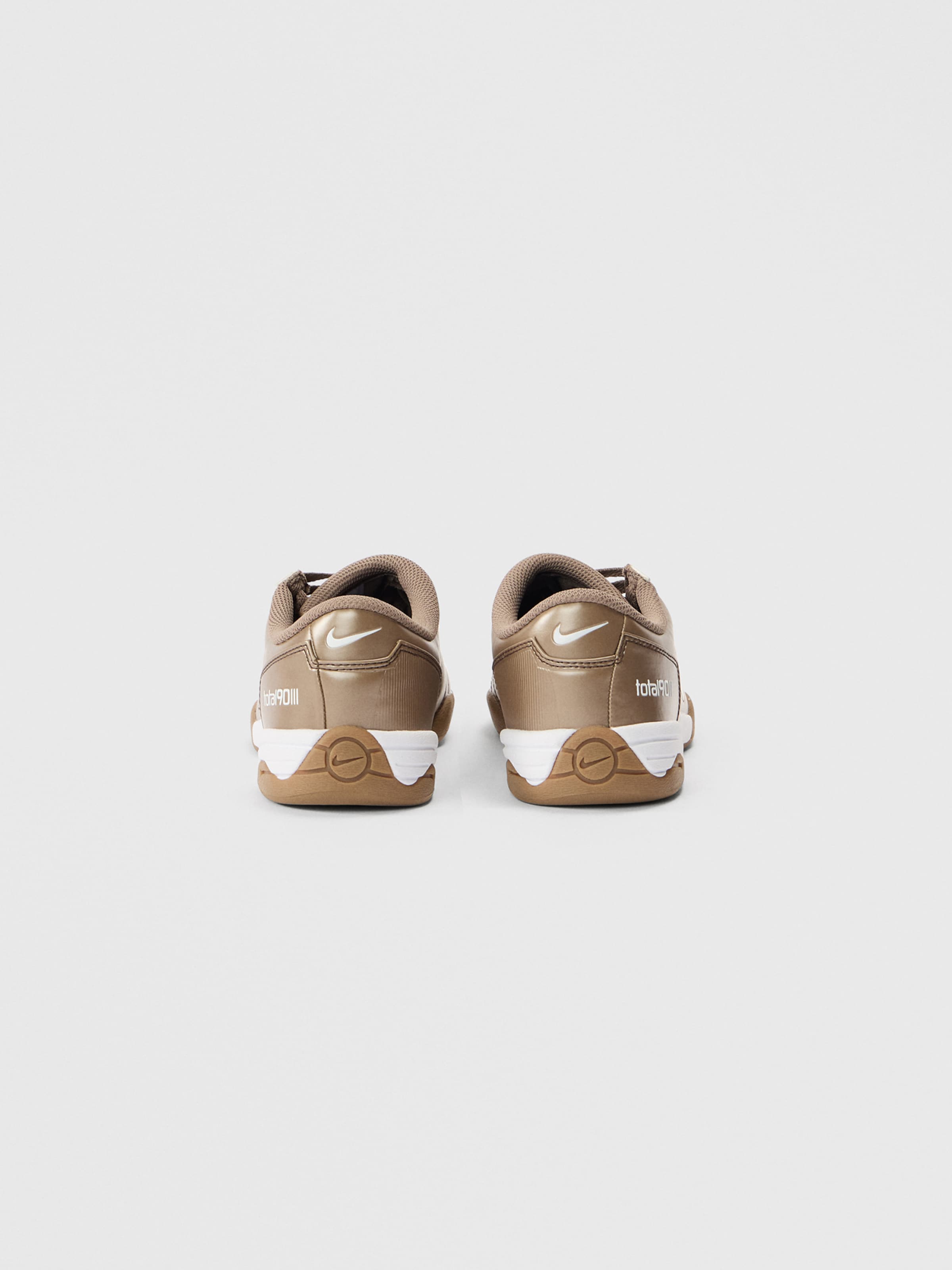 Nike Sportswear Кроссовки 'TOTAL 90' в коричневом цвете — фото 4